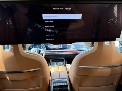 BMW 7-Series 2025 1