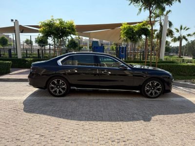 BMW 7-Series 2025
